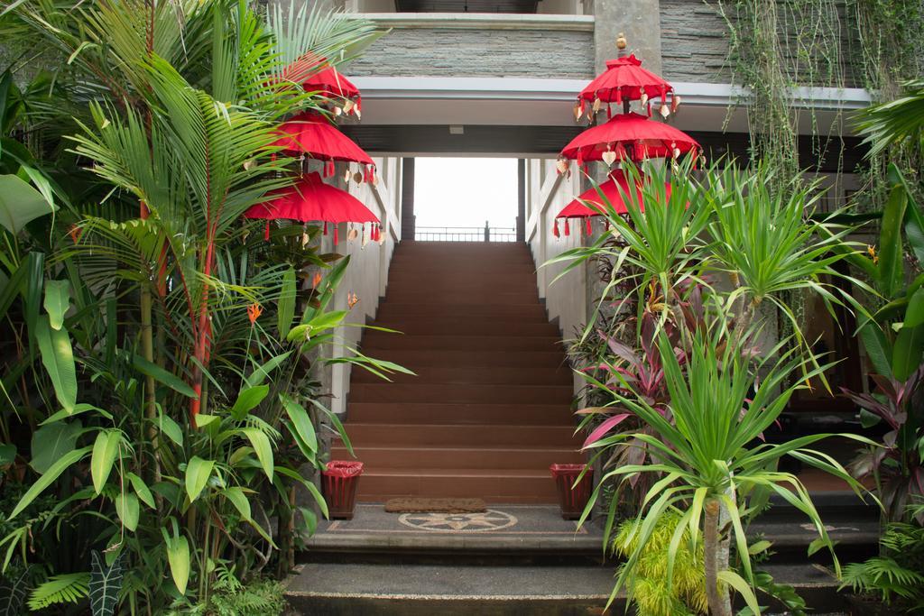 The Galuh Pekutatan Hotel Pulukan Exterior photo
