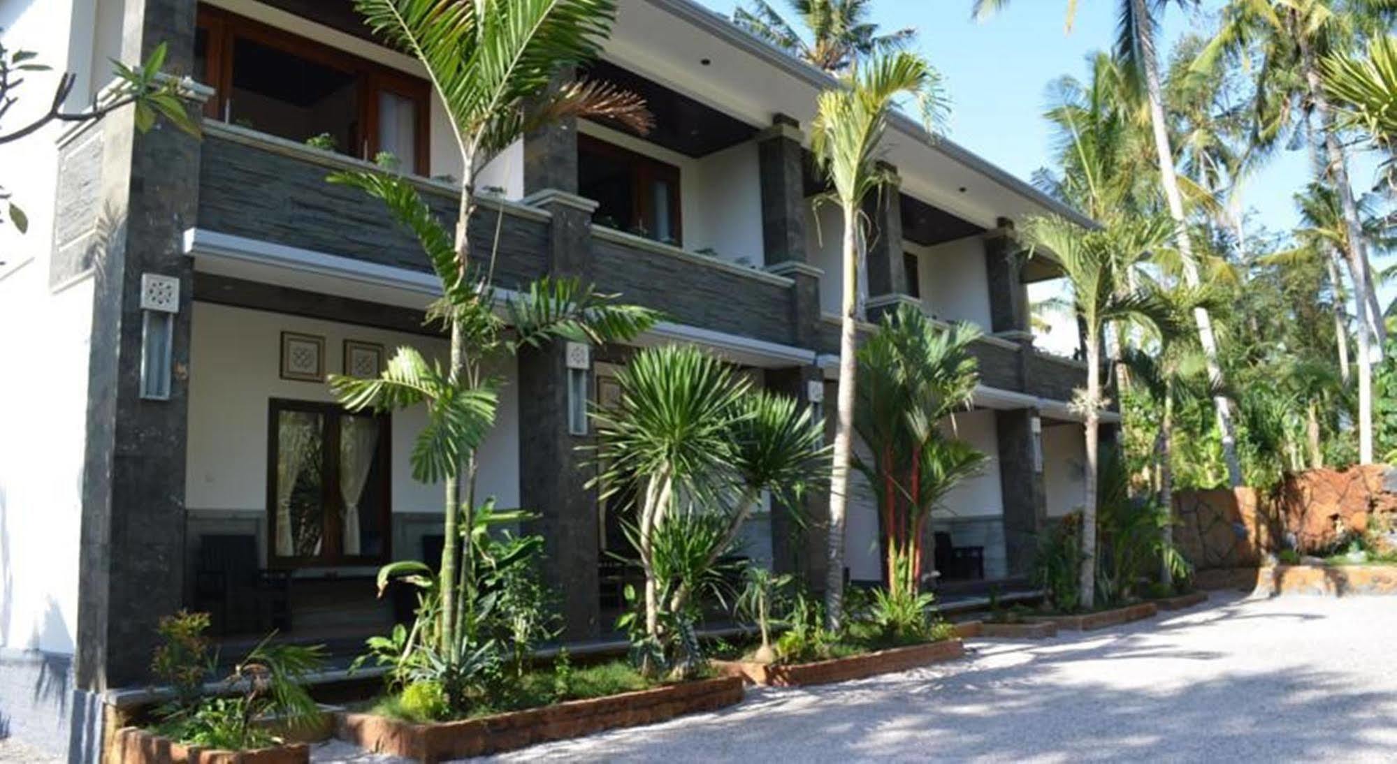 The Galuh Pekutatan Hotel Pulukan Exterior photo